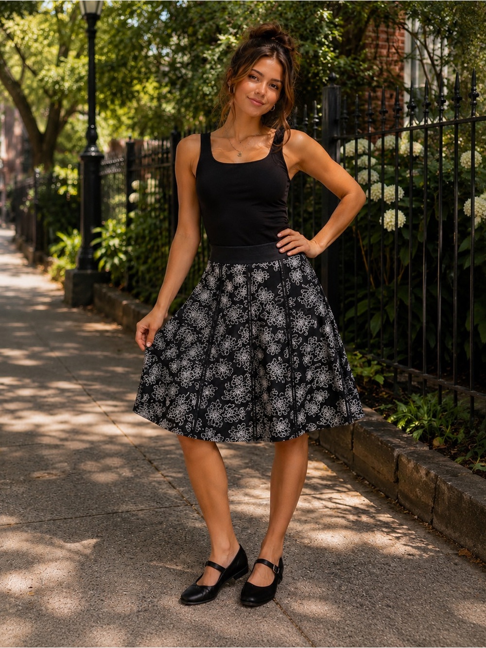 128) Women's Black Floral A-Line Skirt